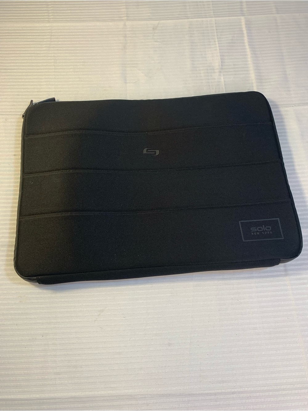 Solo New York Black Laptop Sleeve Case. NWOT